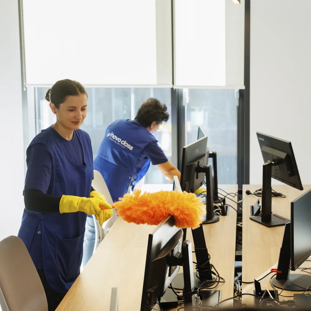 Servicii curățenie și întreținere Novo Class