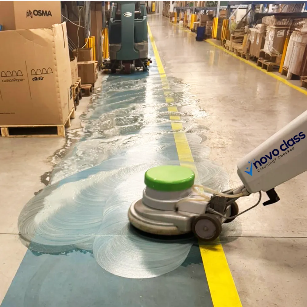 Servicii curățenie și întreținere spații industriale Novo Class