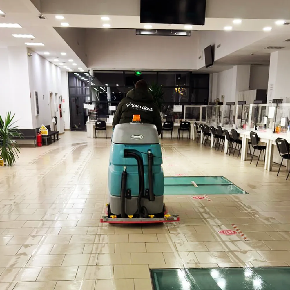 Servicii curățenie și întreținere spații comerciale Novo Class