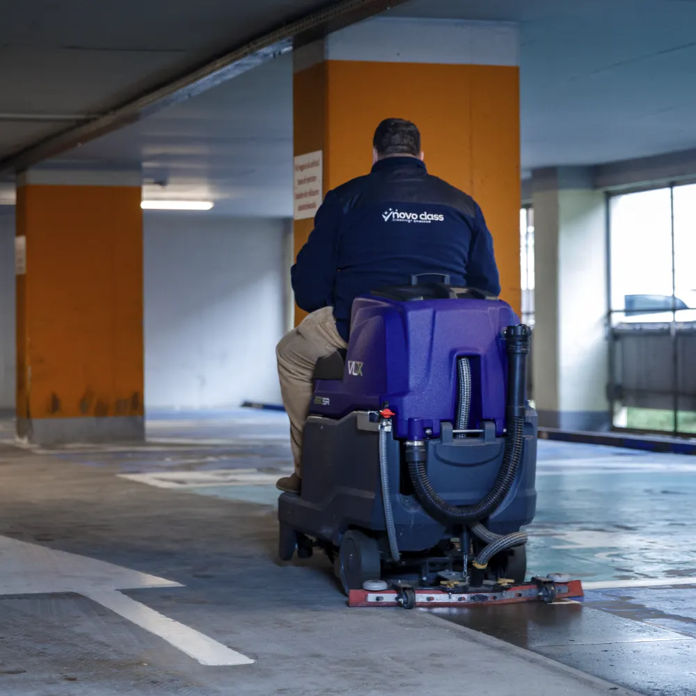 Servicii curățenie și întreținere Novo Class spații comerciale