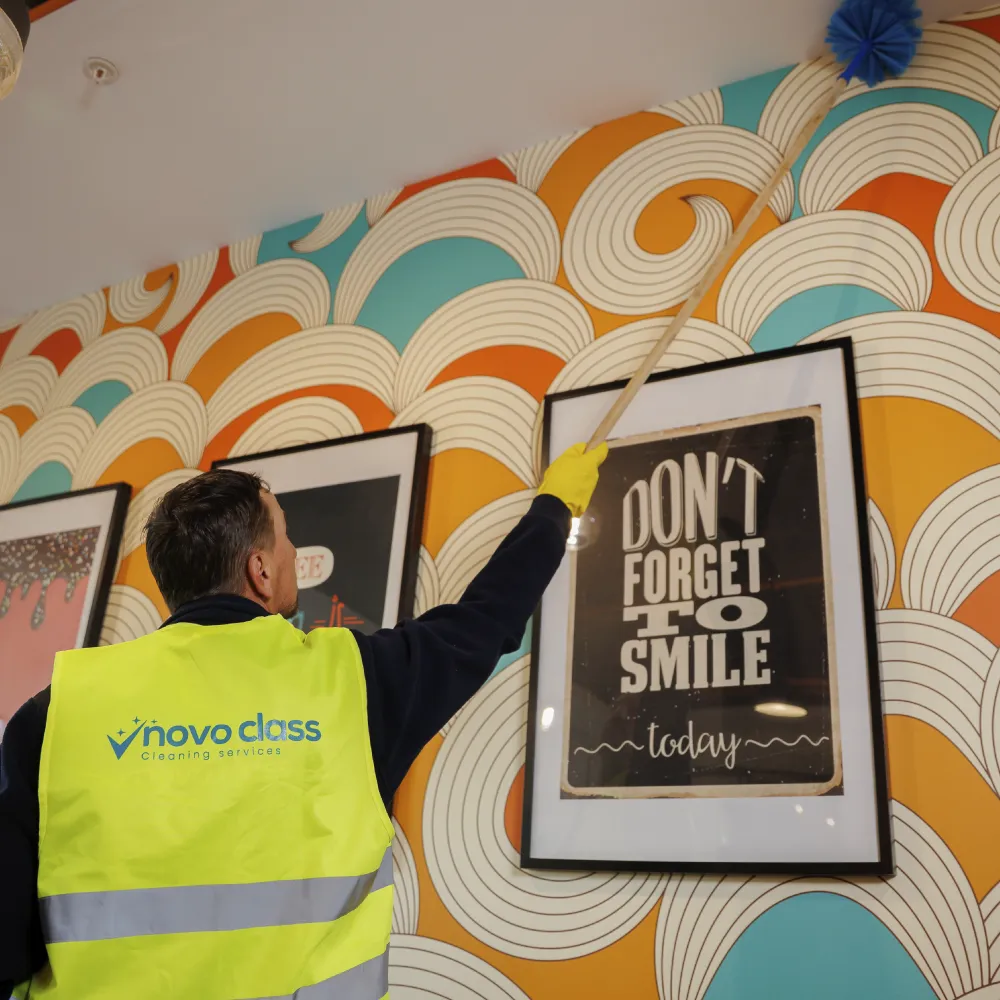 Servicii curățenie și întreținere Novo Class birouri și spații comerciale