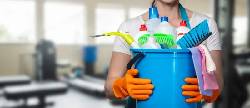 Produse si materiale profesionale utilizate in curatenia industriala conform standardelor SSM